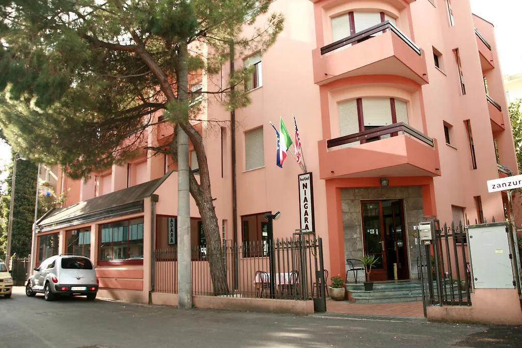 Niagara Hotel 리미니 3*,